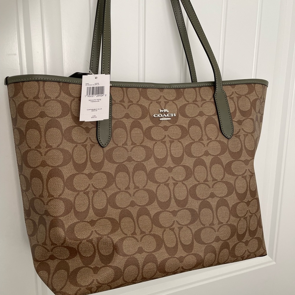 NWT Coach Signature City Tote in army green